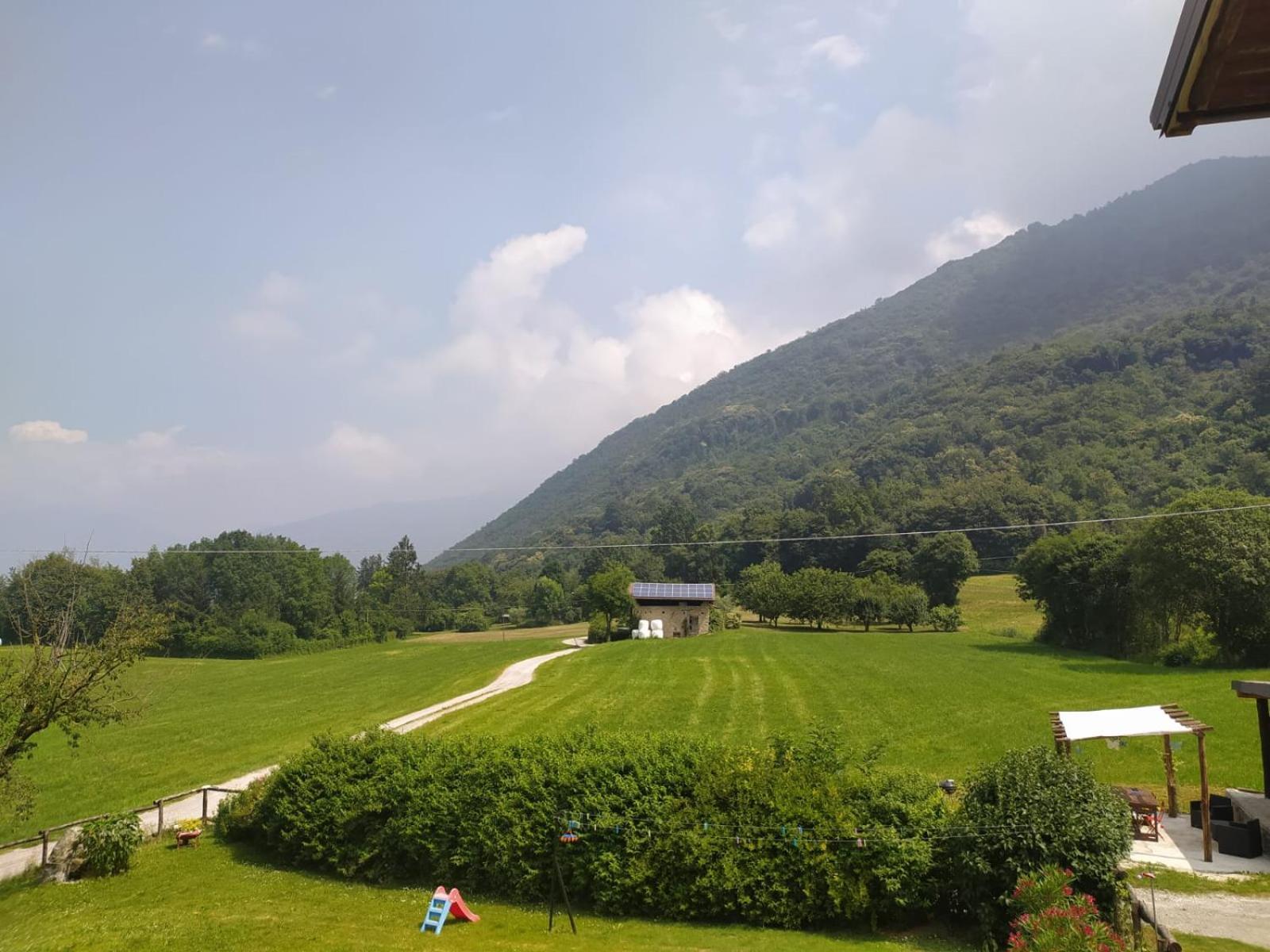 Panoramic Green Valley Sulzano Exteriér fotografie